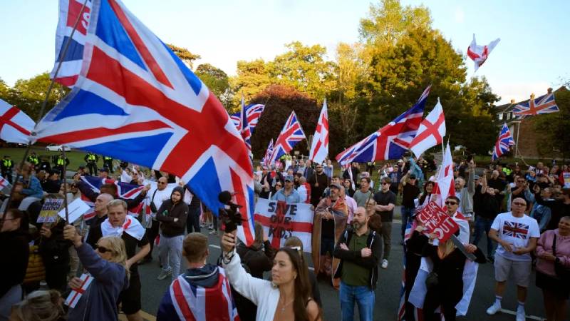 britanyada siginma hakki verilen gocmenlerin aile birlesimi hakki askiya alindi 6QYkwFtc