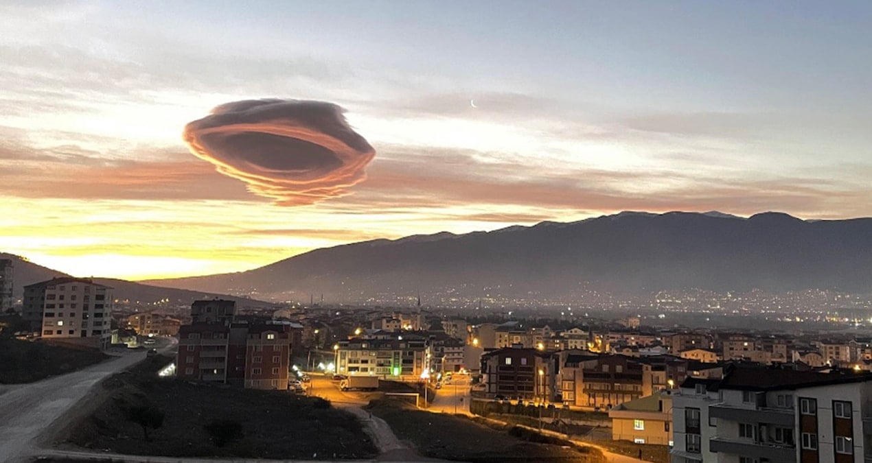 bursa semalarinda korkutan bulut 8Qk18GCb