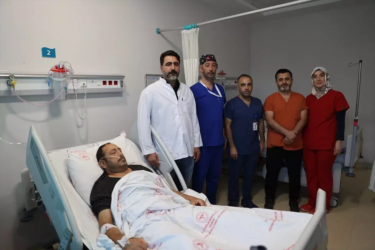 devasa bobrek ameliyatla alindi y6eeQezz