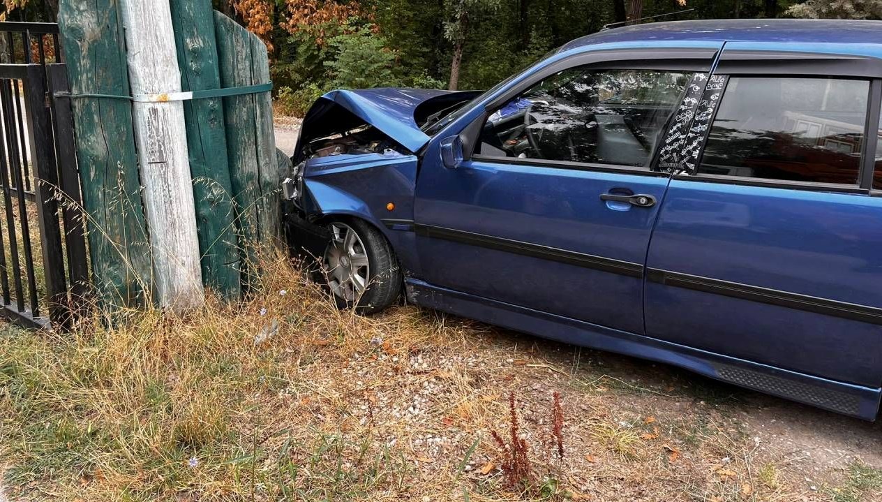 direge carpan otomobildeki 4 kisi yaralandi LBVELaUc