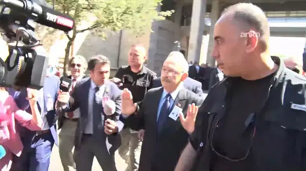 eski tbmm baskani karakas icin toren duzenlendi kilicdaroglundan dikkat ceken hareket bm4rg3kO