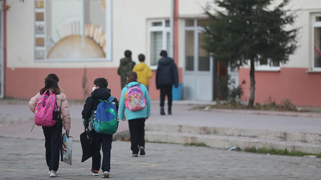10 kasim bu yil da ara tatile denk geliyor mebe sert tepki hepimiz biliyoruz ki bunlar tesaduf degil 6c69rhjR