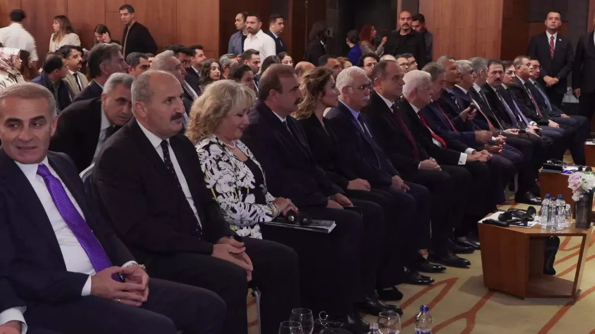 anayasa mahkemesinde insan haklari egitimi 8u5BzYGz