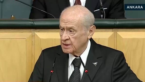 bahceli cami bizimse cemevi de bizimdir utwEIure.jpg