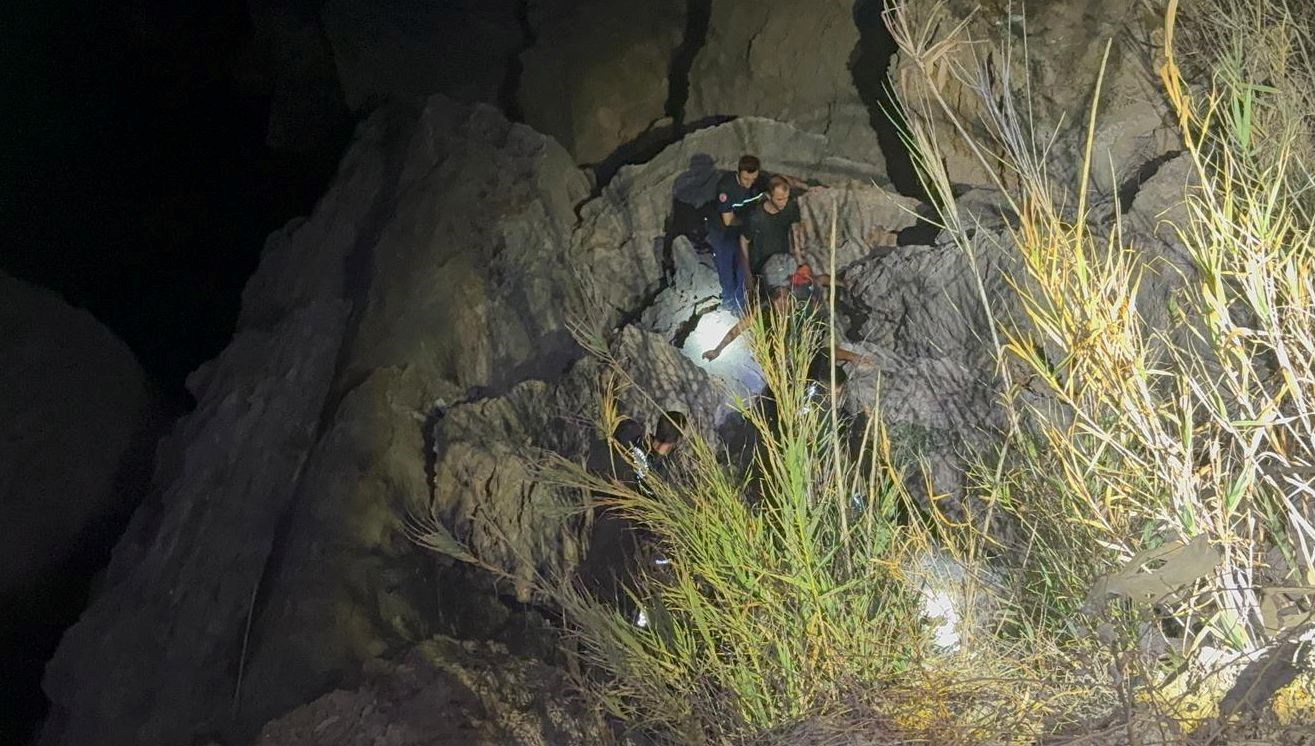 balik tutmak isterken mahsur kaldilar KSGaZjQp.jpg