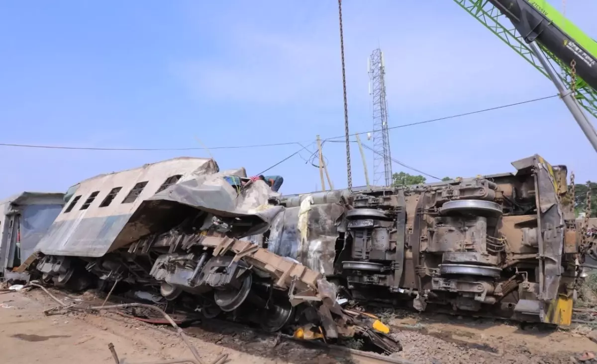 etiyopyada tren kazasi 15 olu Y99fjsJ5.jpg