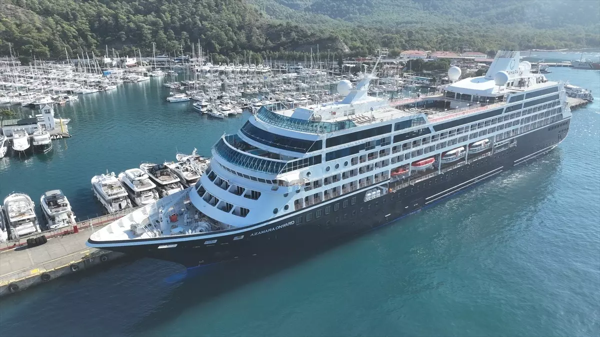 marmarise kruvaziyer ziyareti WlgOfdyf.jpg