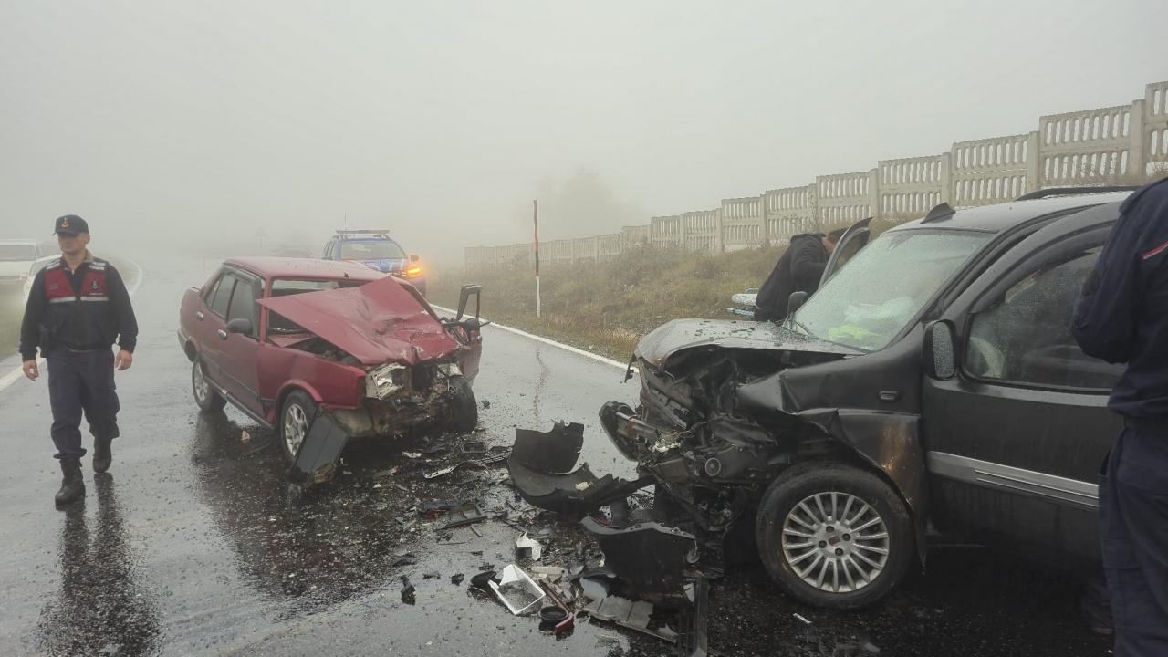 samsunda feci kaza 1 olu 6 yarali UgkKlD8L