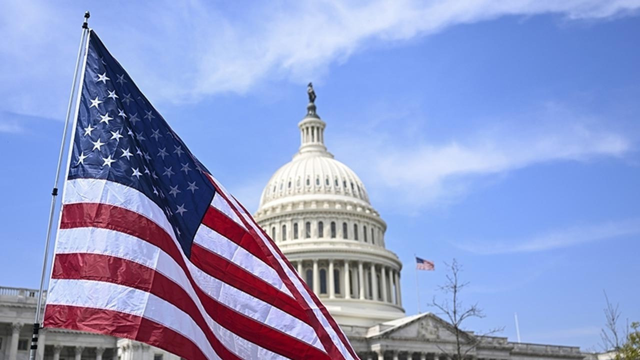 abdde ism hizmet endeksi ekimde yukseldi GyD4aD2s.jpg