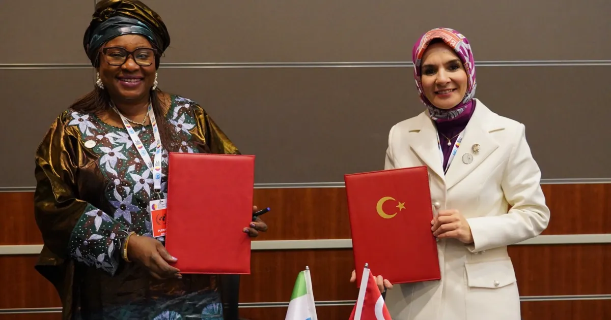 bakan goktas sierra leone ve singapurlu mevkidaslari ile is birligi mutabakat zapti imzaladi RRJwme1R.webp