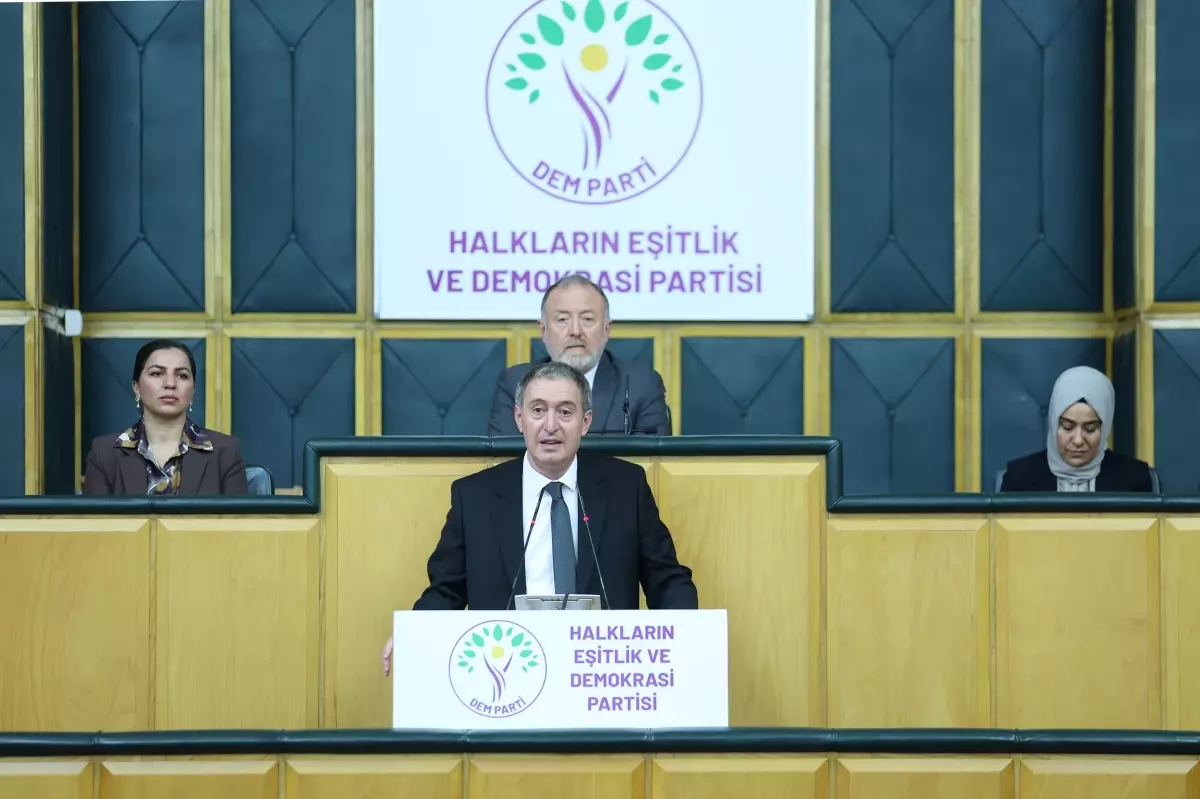 dem partili bakirhan kobani davasinda arkadaslarimizin sucsuzlugu netlesmistir DGxwZEXs.jpg