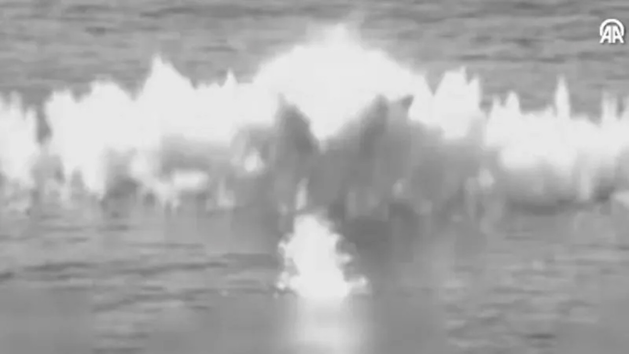 ABD Pasifik Okyanusu’nda Bir Gemiyi Daha Vurdu: ‘Uyuşturucu Kaçakçılığı Yapıyordu’ İddiası